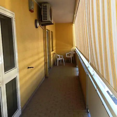 Casa Vacanze Sciascia Monforte San Giorgio Marina Exterior photo